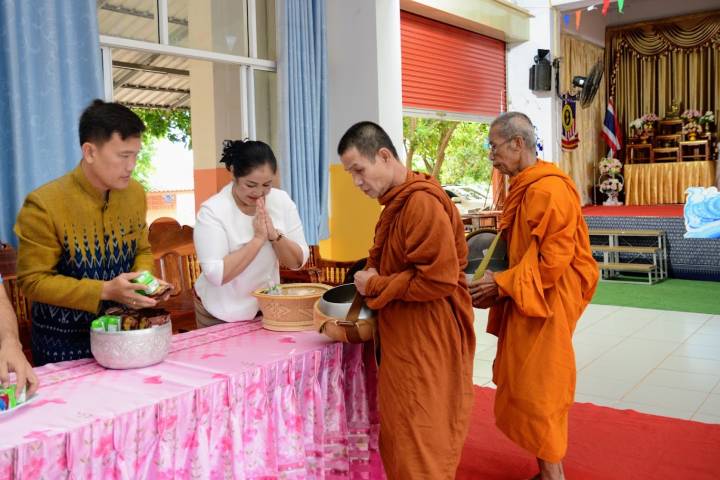 กิจกรรมทำบุญ ตักบาตร วันเข้าพรรษา ปีการศึกษา 2569