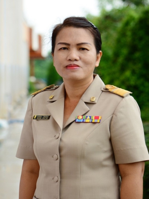 นางวรรณชนก  โสมปัดทุม