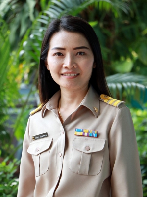 นางสาวกมลพร  ปัญญาหลวง