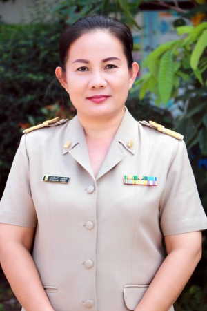 นางสาวแสงจันทร์ พลสิทธิ์