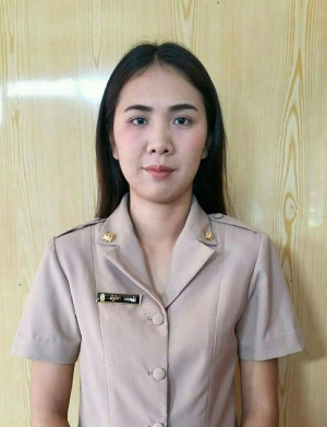 นางสาวณัฐธิดา  แดงหล้า