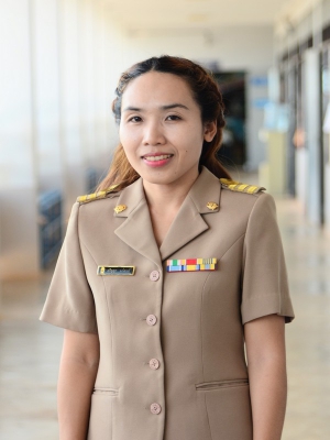 นางอภิญญา  นาโควงศ์